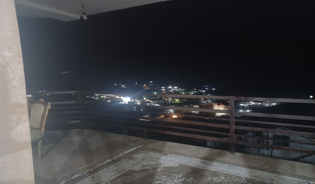 نما شب لاویج نور