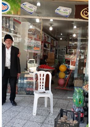 تصویر مالک اقامتگاه دو خوابه جنگلی لب رودخانه